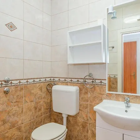 Partelj Apartman *