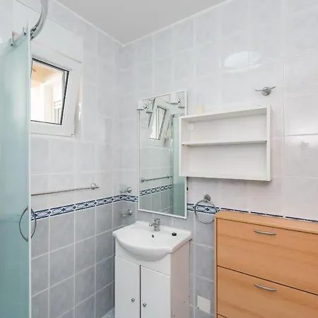 Partelj Apartman *
