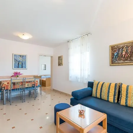 Apartman Partelj *